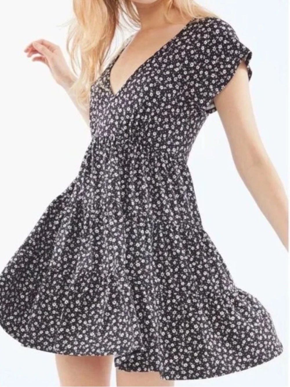 Urban Outfitters Julia Tiered Ruffle Black Floral Mini Dress Size S